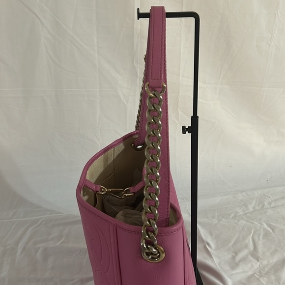 Carolina Herrera Pink Embossed Chain Strap Tote - Picture 6 of 15
